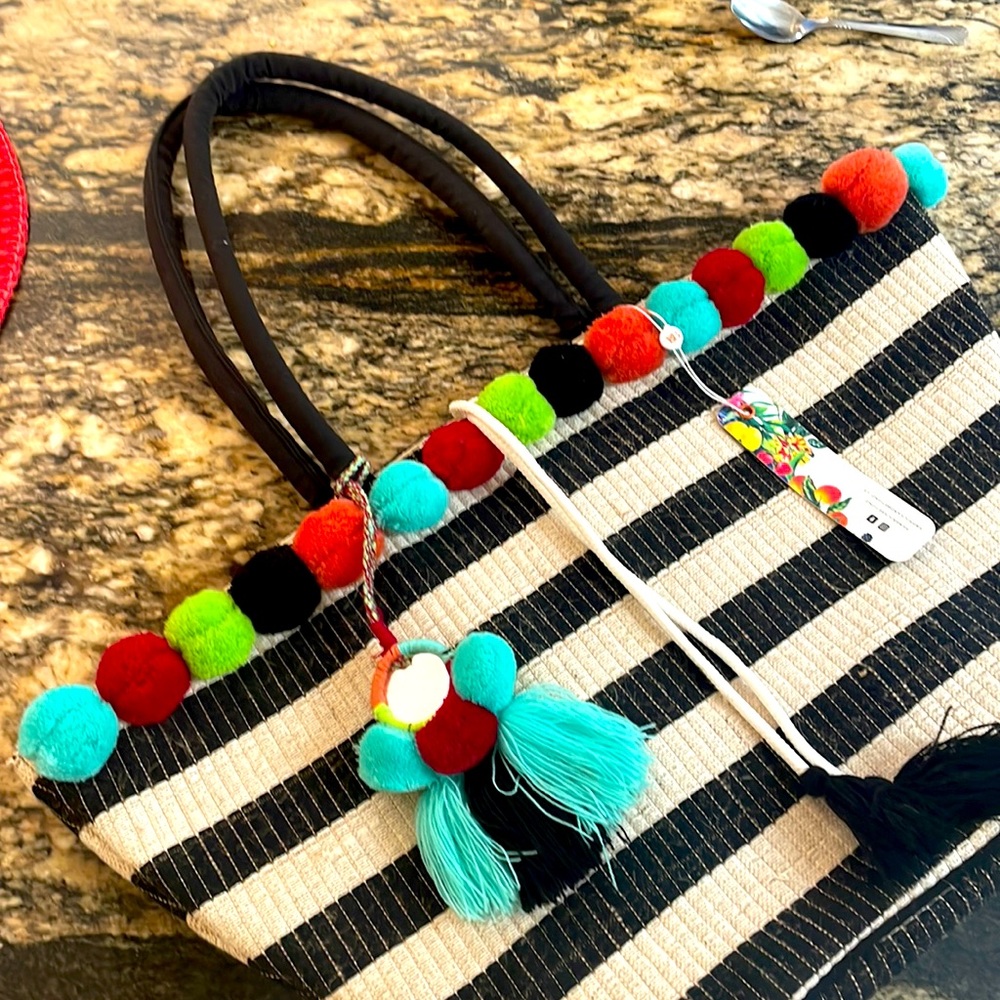America and Beyond Fashion Pom Pom tote